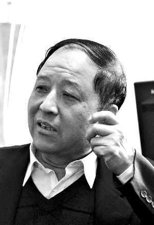 牟新生:“有干部想說真話不敢說”