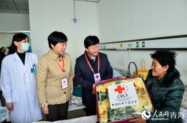 “新春走基層―青海光明行”已為37名貧困白內障患者送去光明