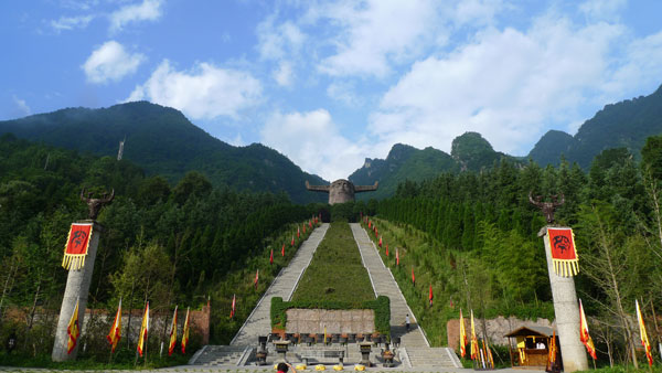 走進(jìn)避暑勝地神農(nóng)架(組圖)