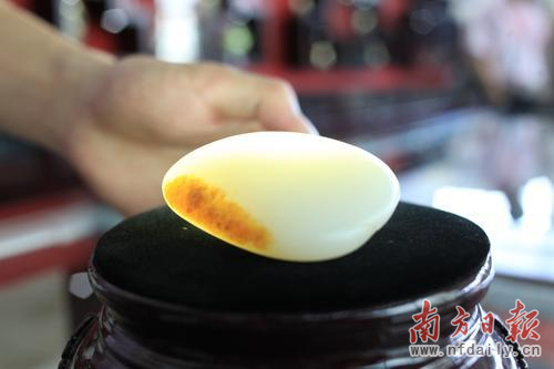 國內首家電子化寶玉石交易中心在深圳成立