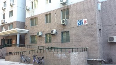 網絡名人薛蠻子涉嫖娼被捕 曾否認與秦火火有關系