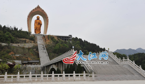 網媒記者參觀東林大佛佛教文化游覽區
