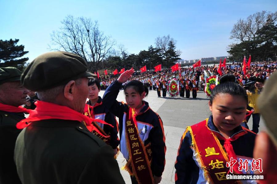 沈陽舉行“緬懷革命先烈弘揚民族精神”活動