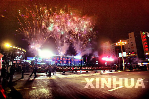 群眾藝術(shù)巡游彰顯桂林魅力