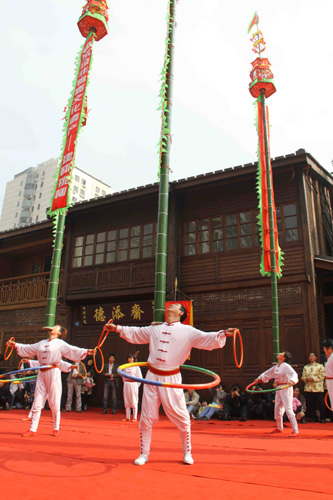 海峽兩岸民間藝術(shù)嘉年華架起文化交流新平臺