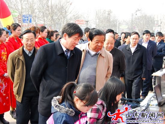 網(wǎng)上濟寧·網(wǎng)上民聲為您連線啟動儀式隆重舉行