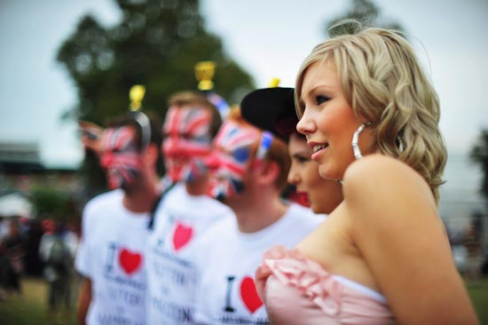 澳洲站巴頓奪冠雷諾亞軍 阿隆索漢密爾頓龍虎斗