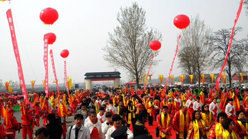 全球客家領(lǐng)袖中原尋根活動(dòng)在河南安陽(yáng)內(nèi)黃啟動(dòng)