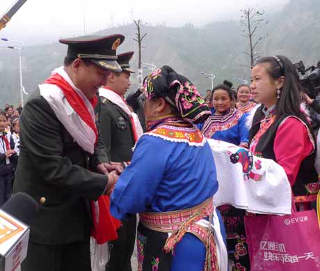 汶川縣銀杏鄉(xiāng)：帶著感恩的心奮進(jìn)