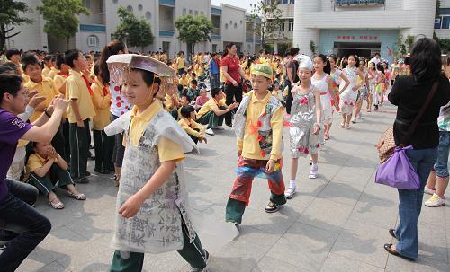 “環保時裝”扮靚生活