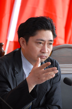 田成有：做一個情系民眾的“平民法官”