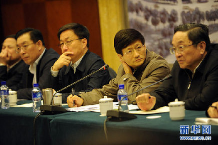 上海火災事故傷員得到有效救治(圖)