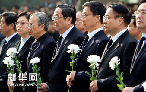 上海“11·15”特大火災(zāi)57名遇難者身份確認(rèn)(圖)