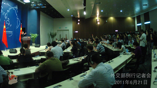 外交部就利比亞局勢(shì)、南海問題等答問