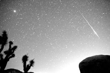 超亮火流星墜落京城