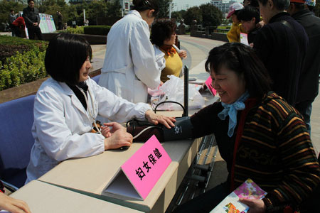 南通紀念愛國衛生運動60周年活動啟動