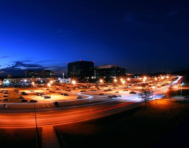 間諜基地：世界九大情報機構的秘密總部