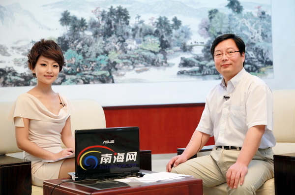 海南旅游促消費(fèi)需創(chuàng)新消費(fèi)結(jié)構(gòu) 讓游客開(kāi)心花錢(qián)