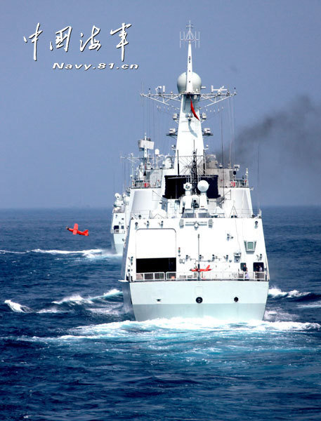 組圖：南海艦隊大規模實彈演習 主力艦盡出