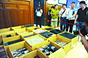 北京警方查扣3600多件偷拍器材 大量設備被外國人買走