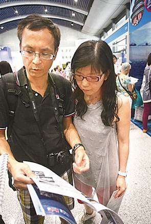 “旅游法”實施 “十一”內地團訪港或減三成