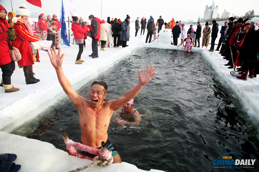 廣西冬泳愛好者黑龍江挑戰嚴寒
