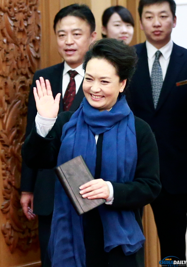 彭麗媛出席世界防治結(jié)核病日主題宣傳活動(dòng)