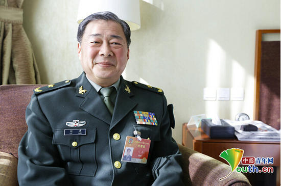 軍隊(duì)委員談郭正鋼被查 孩子不好父母難脫責(zé)任