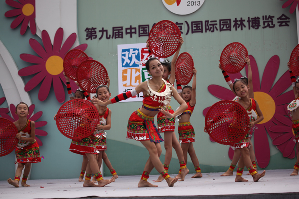 “歡動(dòng)北京”2013國(guó)際青少年文化藝術(shù)交流周北京園博園啟動(dòng)