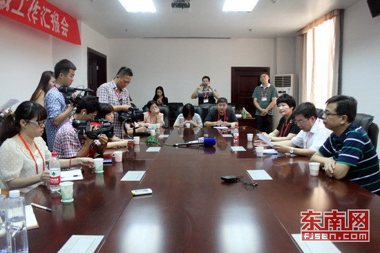 楊婷婷各科試卷原件公布 作文答題區(qū)域空白未作答