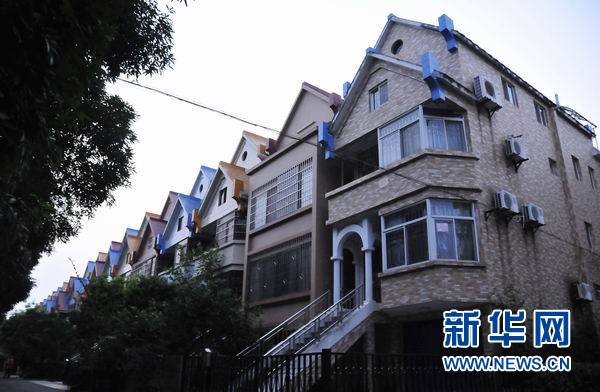 “表哥”未退場，“房叔”已上演