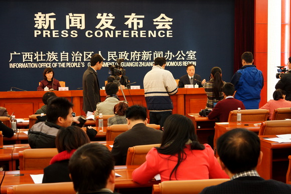 廣西昂首闊步邁入高鐵行列，年底高鐵開(kāi)通