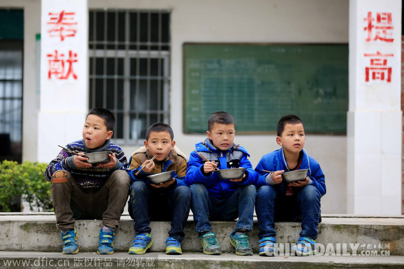 廣西柳州市免費午餐受益學生超過18萬人