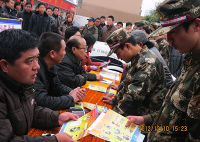 河南唐河：法律援助送溫暖 新兵無憂進(jìn)軍營