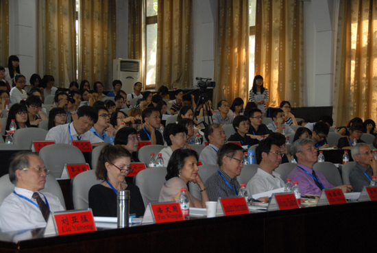 2013年翻譯學(xué)國(guó)際高端論壇在河南師范大學(xué)舉行