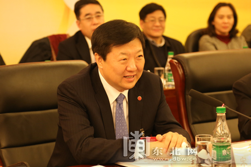 政協(xié)委員與市長協(xié)商對話會話題開放 解決秸稈綜合利用難題