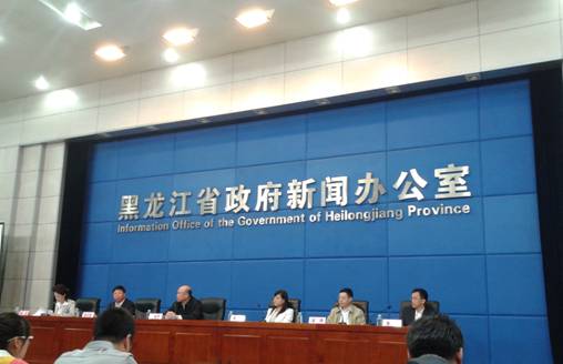黑龍江省清理行政審批 規范審批流程 開通網上政務中心
