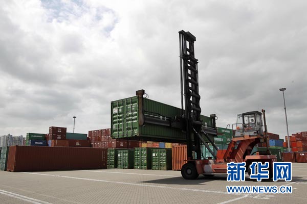 評論：經濟穩中向好 轉型更待發力
