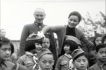 罕見！宋氏三姐妹少女時(shí)期合影