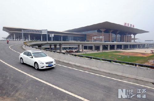 京滬高鐵南京南站通過運前檢查 售票系統啟用