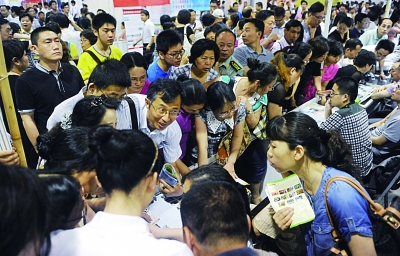 南京中招名校拋出預(yù)估分?jǐn)?shù)線 考生可參考校內(nèi)排名選校