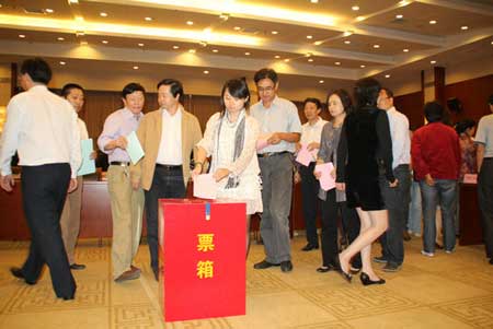 南通舉行政風(fēng)行風(fēng)質(zhì)詢評議會(huì) 多部門現(xiàn)場接受評議