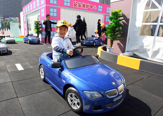 2013 BMW兒童交通安全訓練營駐扎沈陽
