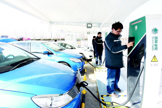 山東:往返濟青可開電動汽車 費用只需油錢一半