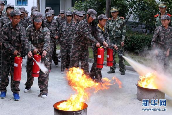 上海松江消防支隊：消防安全進(jìn)課堂