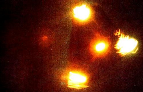 近30年全球經典UFO照片（組圖）