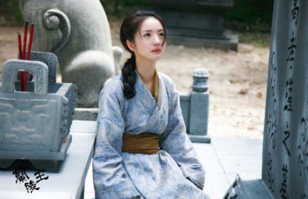 “蘭陵王”馮紹峰林依晨幕后賣萌耍帥 吻戲曝光