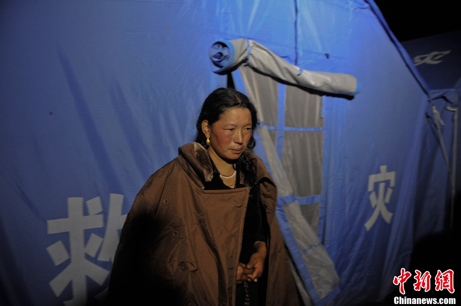滇川交界發生5.9級地震 安置點民眾徹夜難眠