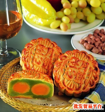 韭菜月餅打敗五仁月餅“走紅”中秋節 網友：暗黑料理出新品