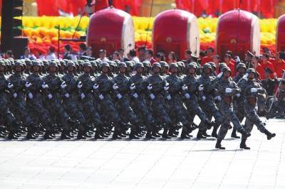 中央設(shè)國家安全委員會 安全形勢復雜防患于未然